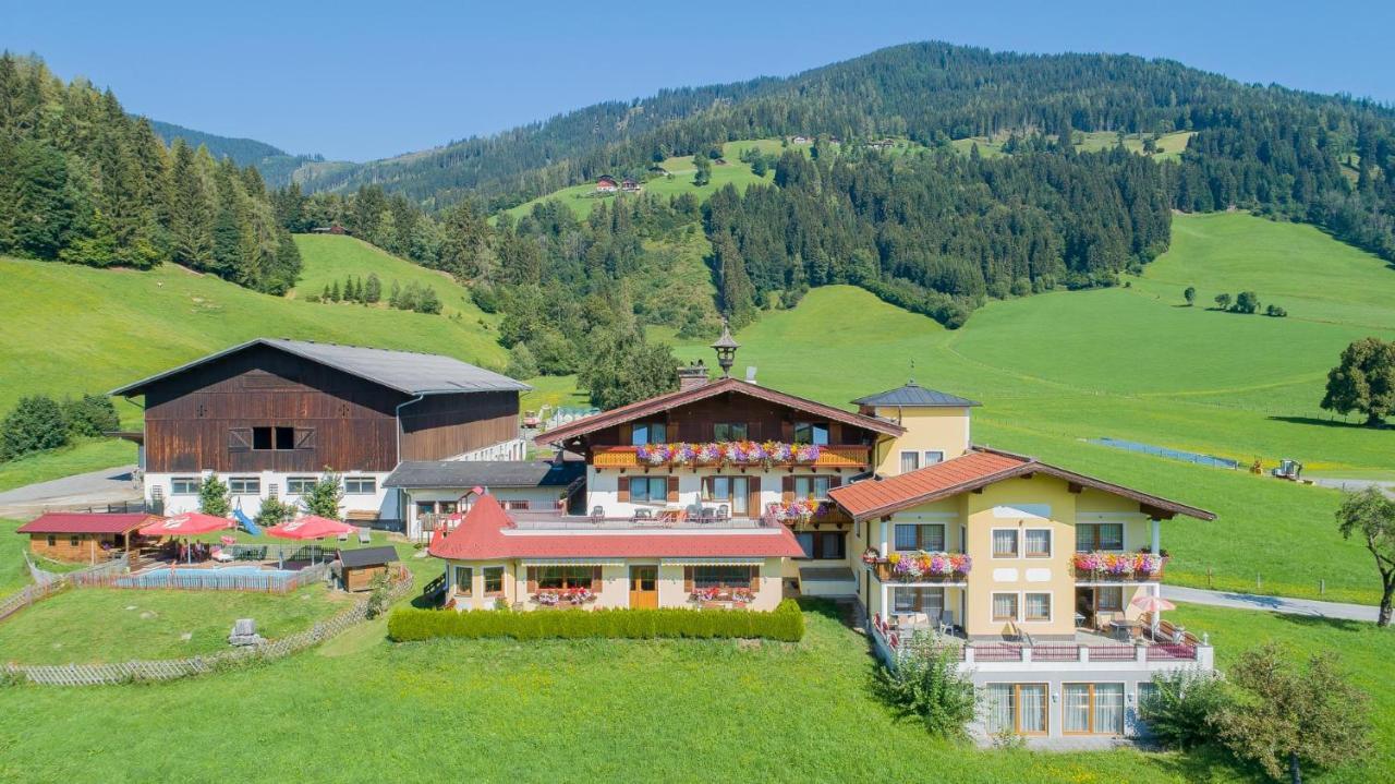Landhotel Hinteraigengut Flachau Exterior foto